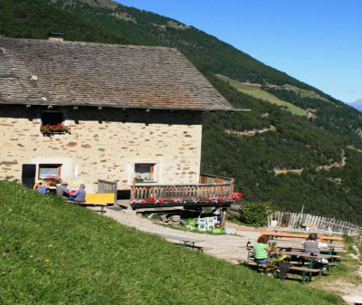 Hofschänke und Jausenstationen Hofschänke und Jausenstationen